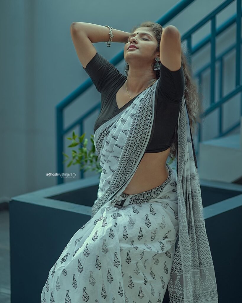 Sreelakshmi Satheesh 4